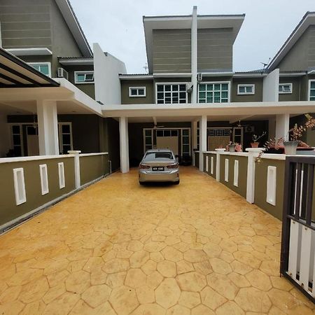 Teduhan Abqory Kuala Terengganu Zewnętrze zdjęcie